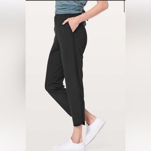 Lululemon Every Moment pants sz 10 black NWOT